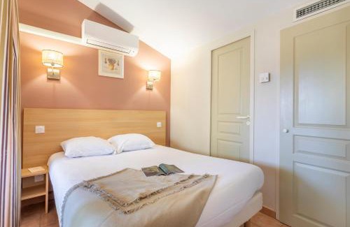 Giens Apartment | Résidence Pierre & Vacances le Hameau de la Pinède
