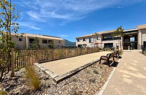 La Crau Apartment | Résidence sécurisée - Parking - Calme