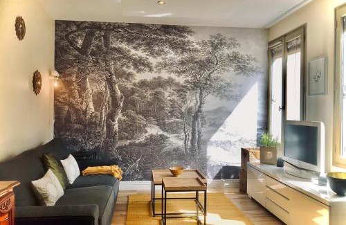 Centre Historique Apartment | RétroMirabeau "Le Raspaïl" - 65m2 avec VUE - 2 CHAMBRES - 4 pers - COURS MIRABEAU HALLES GARE - EMPLACEMENT TOP - Chèques Vacances CONNECT