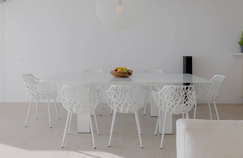 Koukaki Villa | R 3392 Villa Hideo With Air Conditioning ,Coffee Facilities & Veranda.