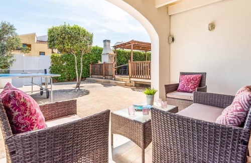Cala en Blanes Villa | R 5024 Villa Marqus with Dishwasher, Dining Facilities & Table Tennis.