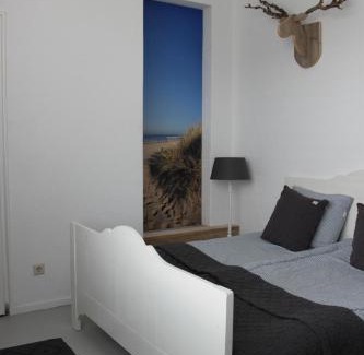 Egmond aan den Hoef Apartment | Raadhuis Egmond