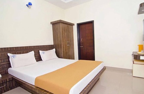Mothilal Nagar Hotel | Raasaathi inn