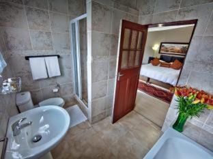 Krugersdorp North Hotel | Rabbit Hole Hotel