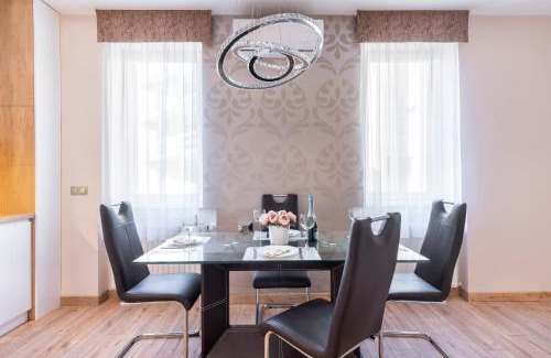 Belso-Ferencvaros Apartment | Raday Grand Deluxe Home