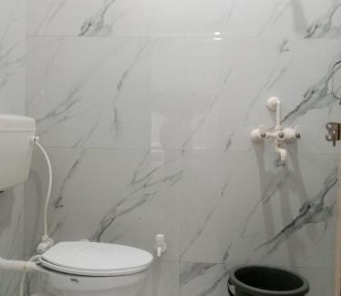 Vrindavan Hotel | Radhe krishna Radiant