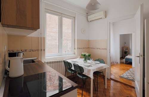 Kopitareva Gradina Apartment | Radio Belgrade Apartment