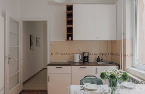 Kopitareva Gradina Apartment | Radio Belgrade Apartment