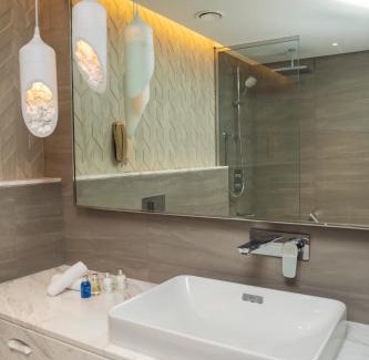 Abu Dhabi Resort | Radisson Blu Hotel & Resort, Abu Dhabi Corniche