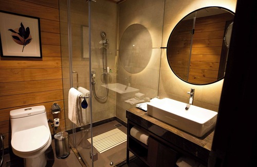 Sidhpur Hotel | Radisson Blu Resort Dharamshala