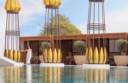 Bur Dubai Hotel | Raffles Dubai