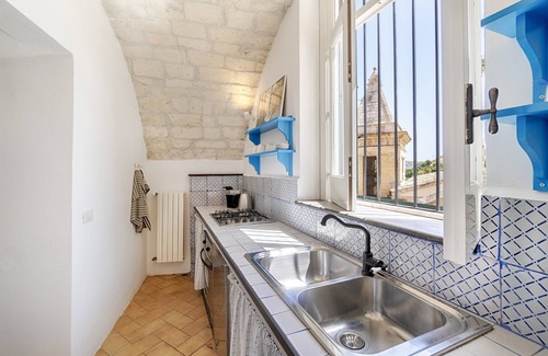 Ragusa Apartment | Raffo, appartement with view in Ragusa Ibla