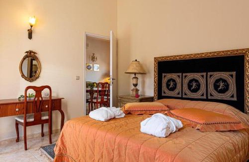 Agios Myronas Hotel | Rafkos Mansion with Private Pool and Amazing View