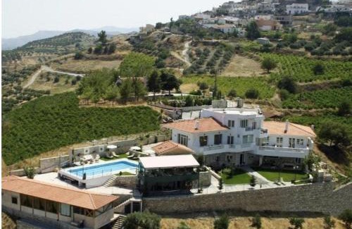 Agios Myronas Hotel | Rafkos Mansion with Private Pool and Amazing View