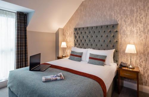 Athenry Hotel | Raheen Woods Hotel