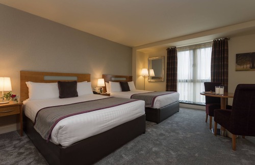 Athenry Hotel | Raheen Woods Hotel