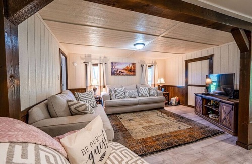 Wellsboro House | Rail Trail, Fishing & Stargazing| Nature’s Edge