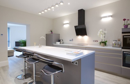 Nailsworth Condo | Railway Apartments