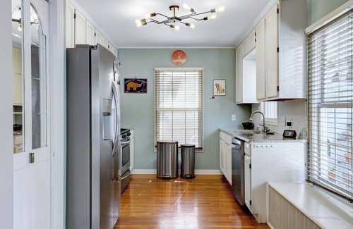 Terrell Heights House | Rainbow Casa