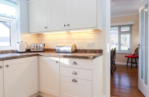 Grasmere House | RAINBOW END, pet friendly, with a garden in Grasmere