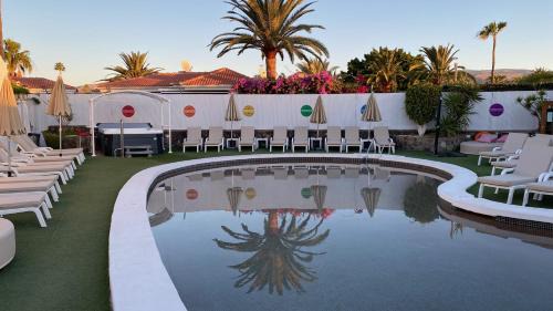 Maspalomas Resort | Rainbow Golf Bungalows, Gay Men-only Resort