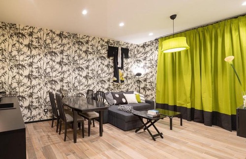 Cassino Apartment | Rainbow Suite