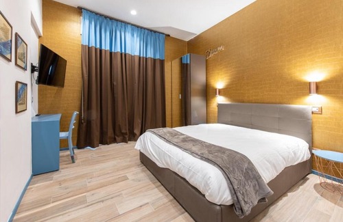 Cassino Apartment | Rainbow Suite