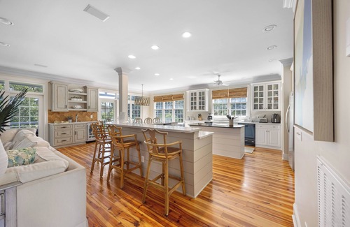 Pawleys Island House | Raised Beach House, Outdoor Living, Rooftop Deck, Grill, Walk to Beach and Creek