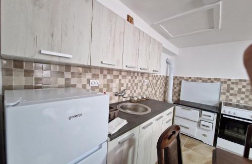 Beserovina Apartment | Raj kraj Drine
