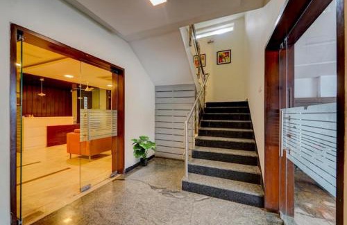 Royapettah Hotel | RAJ RESIDENCY Royapettah