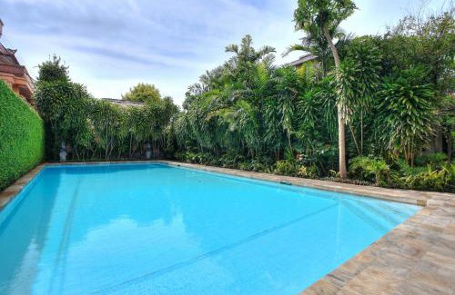 Dyanapura Hotel | Raja Gardens Hotel
