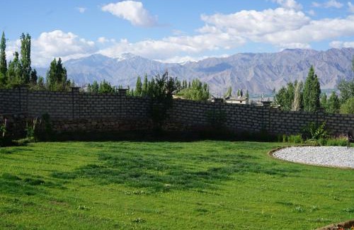 Leh House | Raku