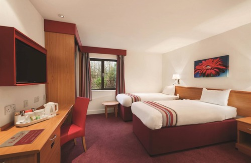 Swavesey Hotel | Ramada by Wyndham Cambridge