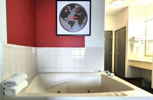 Columbia Hotel | Ramada by Wyndham Columbia