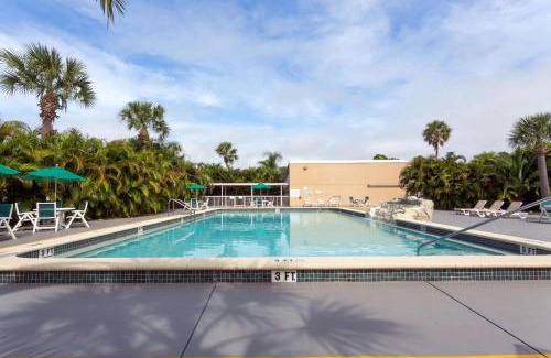 Lake Placid Hotel | Ramada by Wyndham Lake Placid