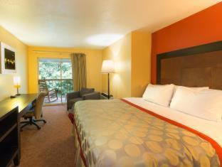 Maggie Valley Hotel | Ramada by Wyndham Maggie Valley
