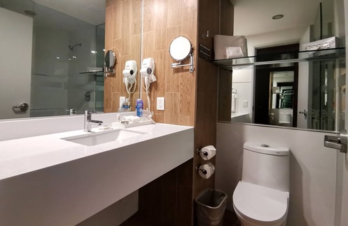 Baja California Hotel | Ramada Encore by Wyndham Guadalajara Aeropuerto