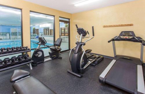 Forsyth Hotel | Ramada Limited Decatur
