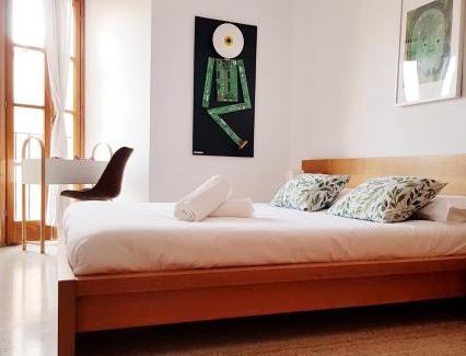 La Missio House | Rambla Palma Center