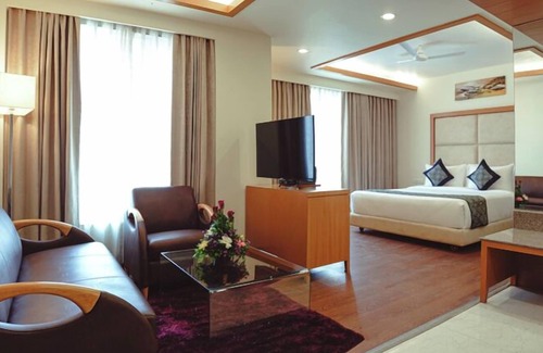 Bhuj Hotel | Ramee The Srinivas Palace