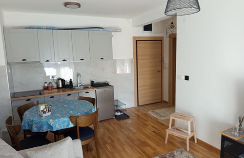 Central Serbia Apartment | Ramonda apartman sa bazenom, Vrnjačka Banja