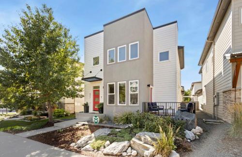 Old Town North House | Rams Roost with Rooftop Hot Tub, Patio and Family Fun