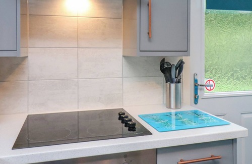Saltburn-by-the-Sea Cottage | RAMSON, pet friendly, with a garden in Saltburn-By-The-Sea