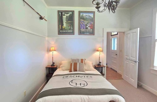 Crooked River Ranch Other | Ranch House: 5-Bedroom Ranch House w/Fishing, Trail Rides, Hot Tub and Hiking!