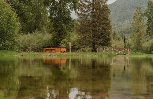 Sandpoint RV Rental | Ranch RV Cove Spot #1