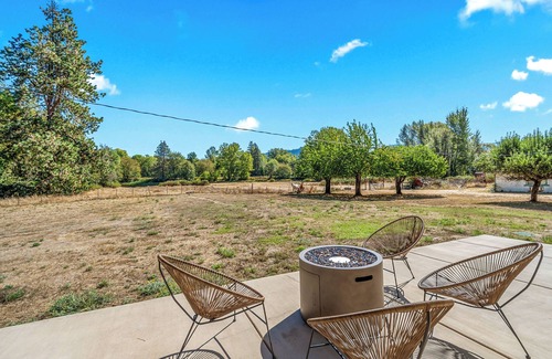 Douglas County House | Rancho Azalea, a tranquil ranch getaway!