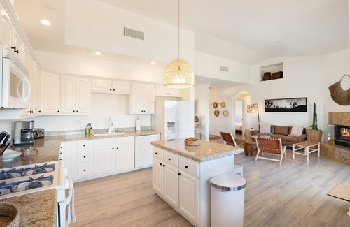 Joshua Tree House | ππ΅ Rancho Nopales JT - Pool, Hot Tub, Hammocks, Fast Wifi + Views! π΅π