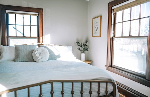 Sioux Falls House | Rare 3BR Luxury Reno - 3 min to DT & Falls Park, 10 min to Airport