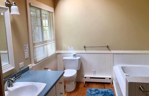 Olga House | Rare Beachfront Privacy, Kayak, Spacious Lodging, Family-Friendly