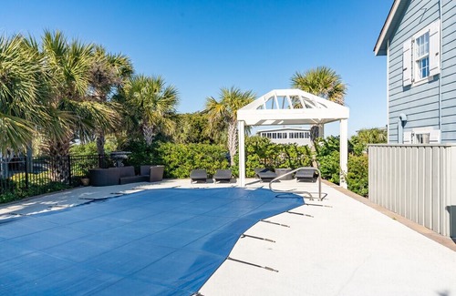 Caswell Beach House | Rare Find!!! 2-Bedroom Historic Oceanfront Beach Cottage with Pool on Caswell Be